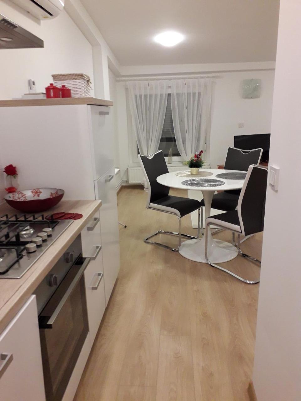 Apartman Mmvg Studio Zagreb Airport Velika Gorica Extérieur photo