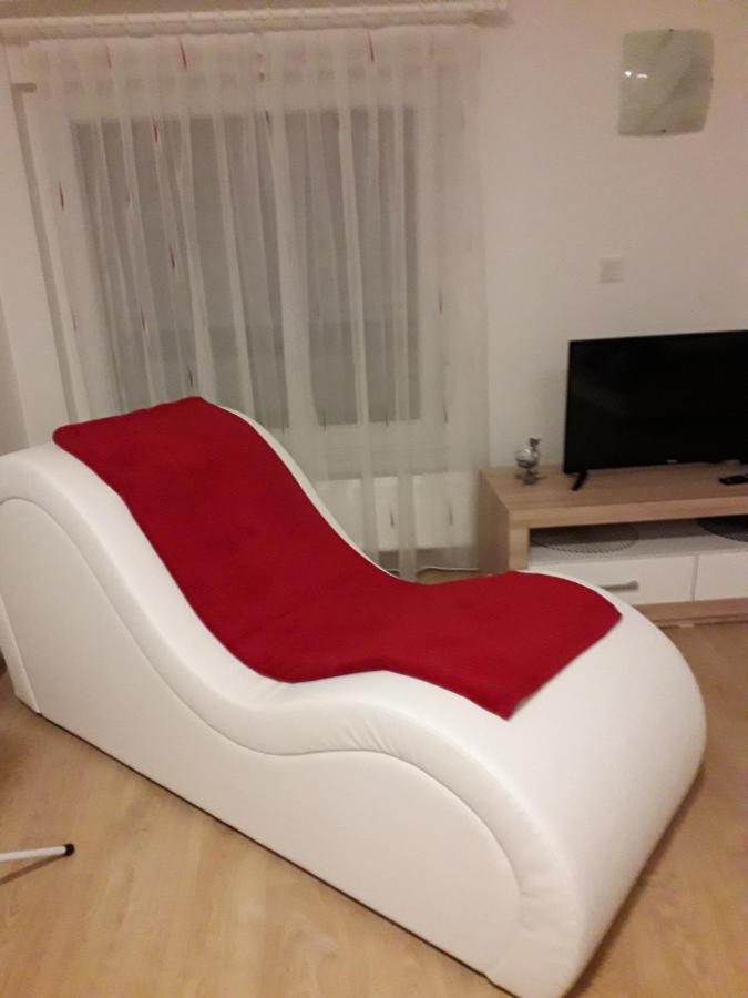 Apartman Mmvg Studio Zagreb Airport Velika Gorica Extérieur photo